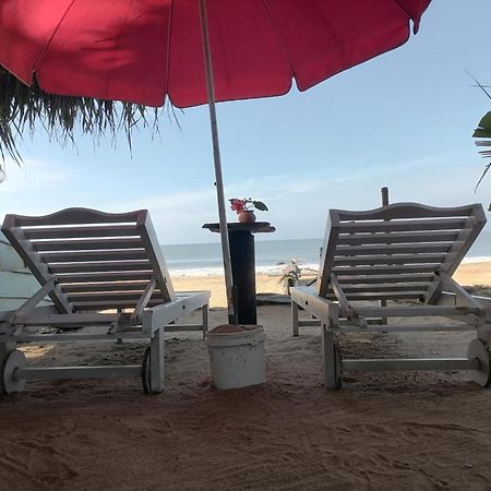 Uma Beach Home Bussa Esterno foto