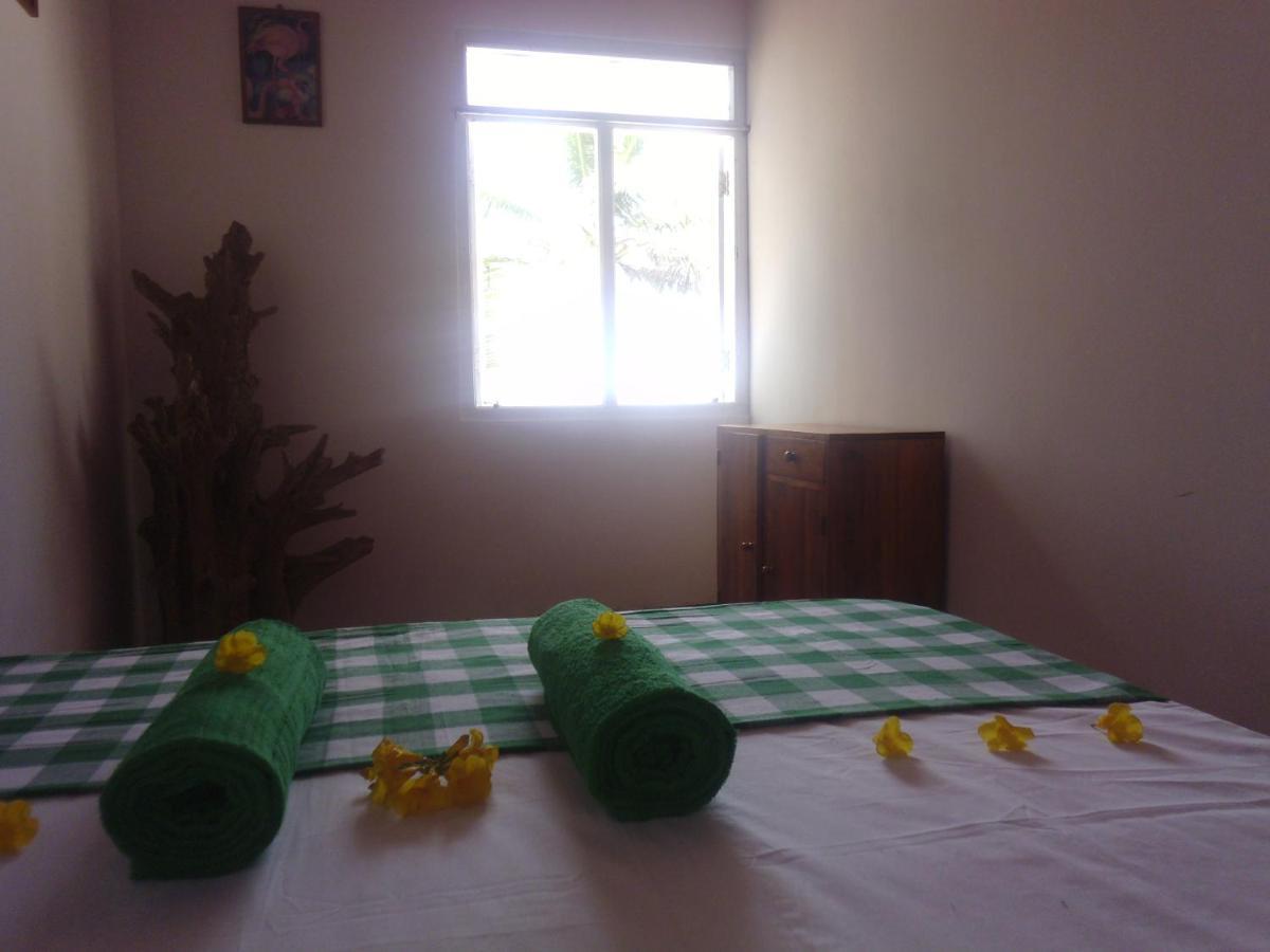 Uma Beach Home Bussa Esterno foto