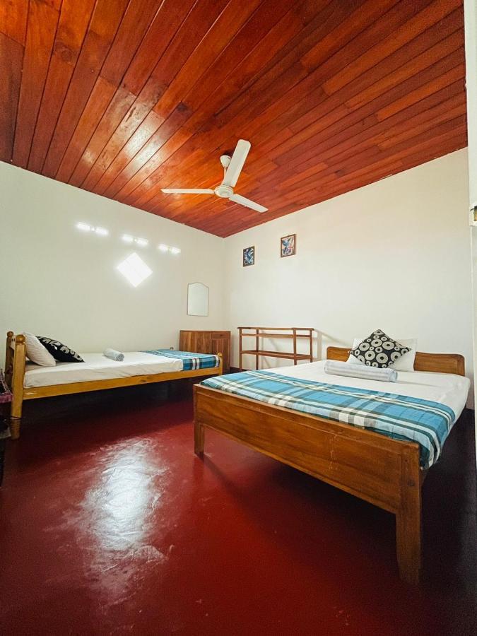 Uma Beach Home Bussa Esterno foto